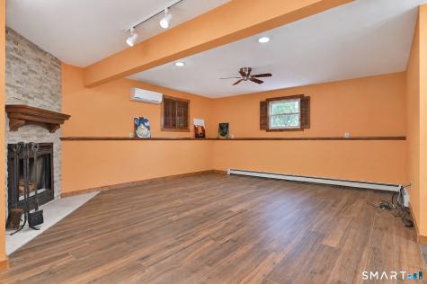 4 Frontier Lane Danbury CT 06810