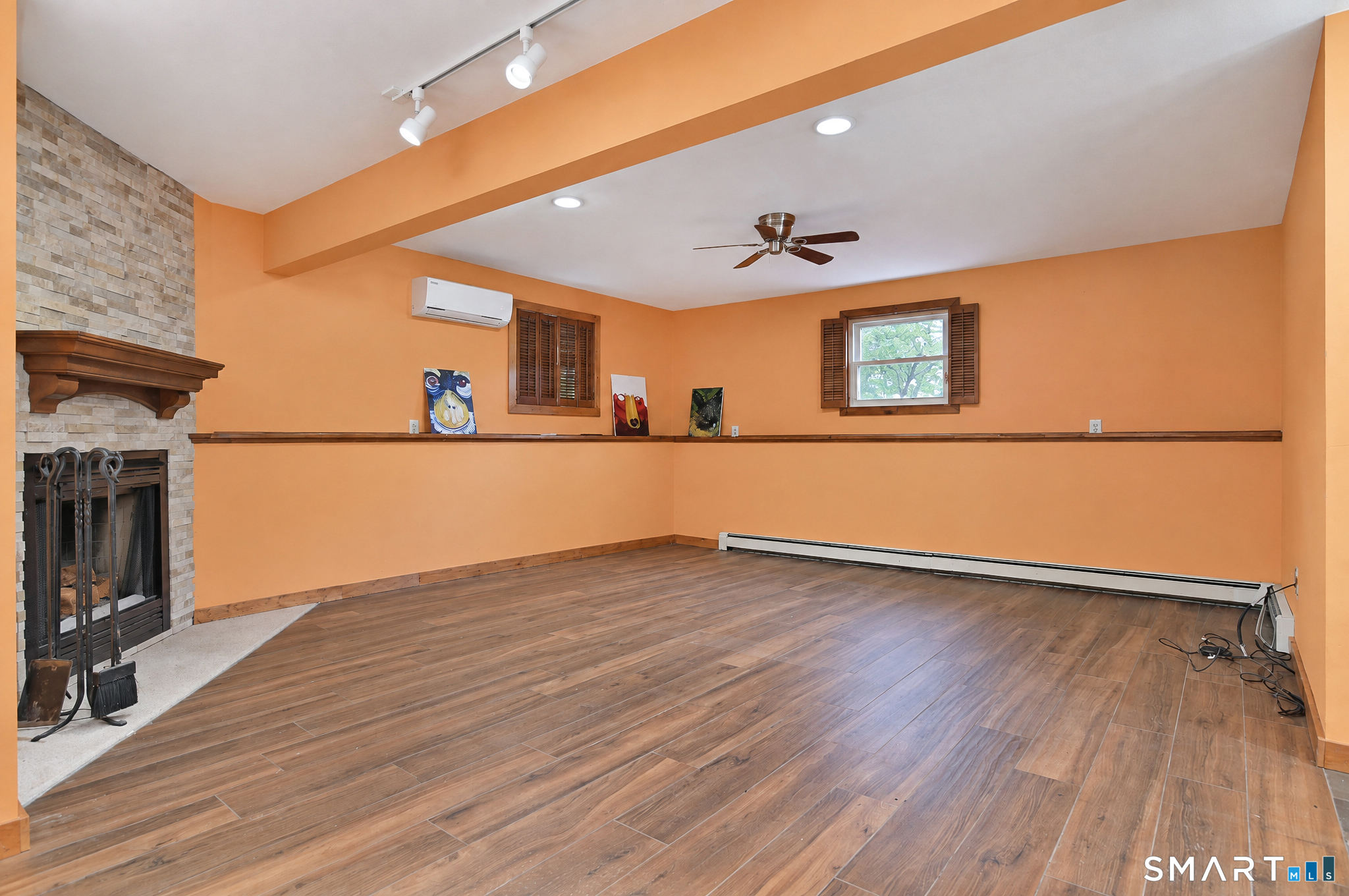 4 Frontier Lane Danbury CT 06810