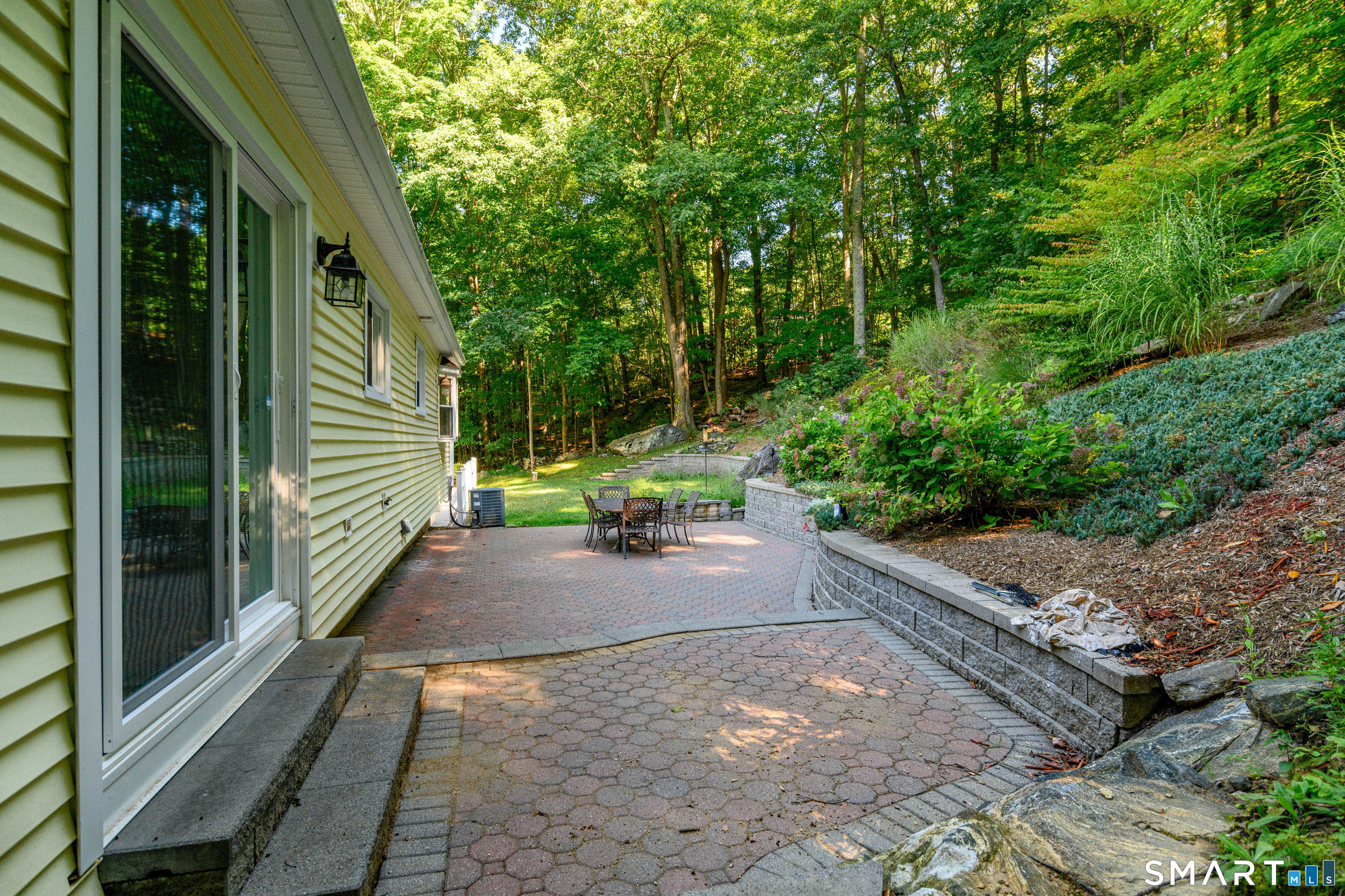 4 Frontier Lane Danbury CT 06810