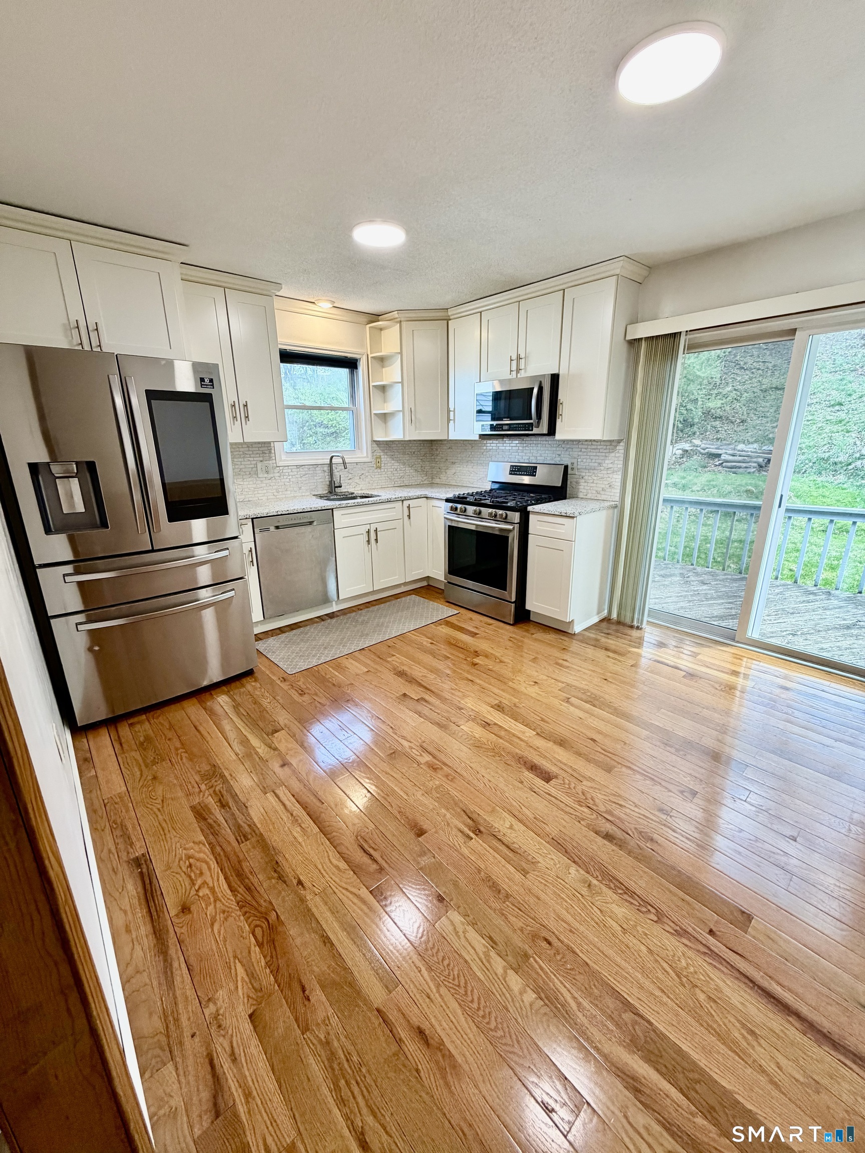 242 Lakeview Avenue Waterbury CT 06705
