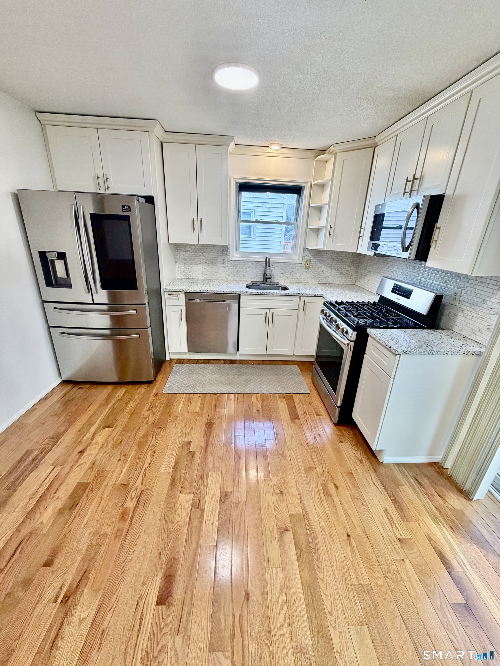 242 Lakeview Avenue Waterbury CT 06705