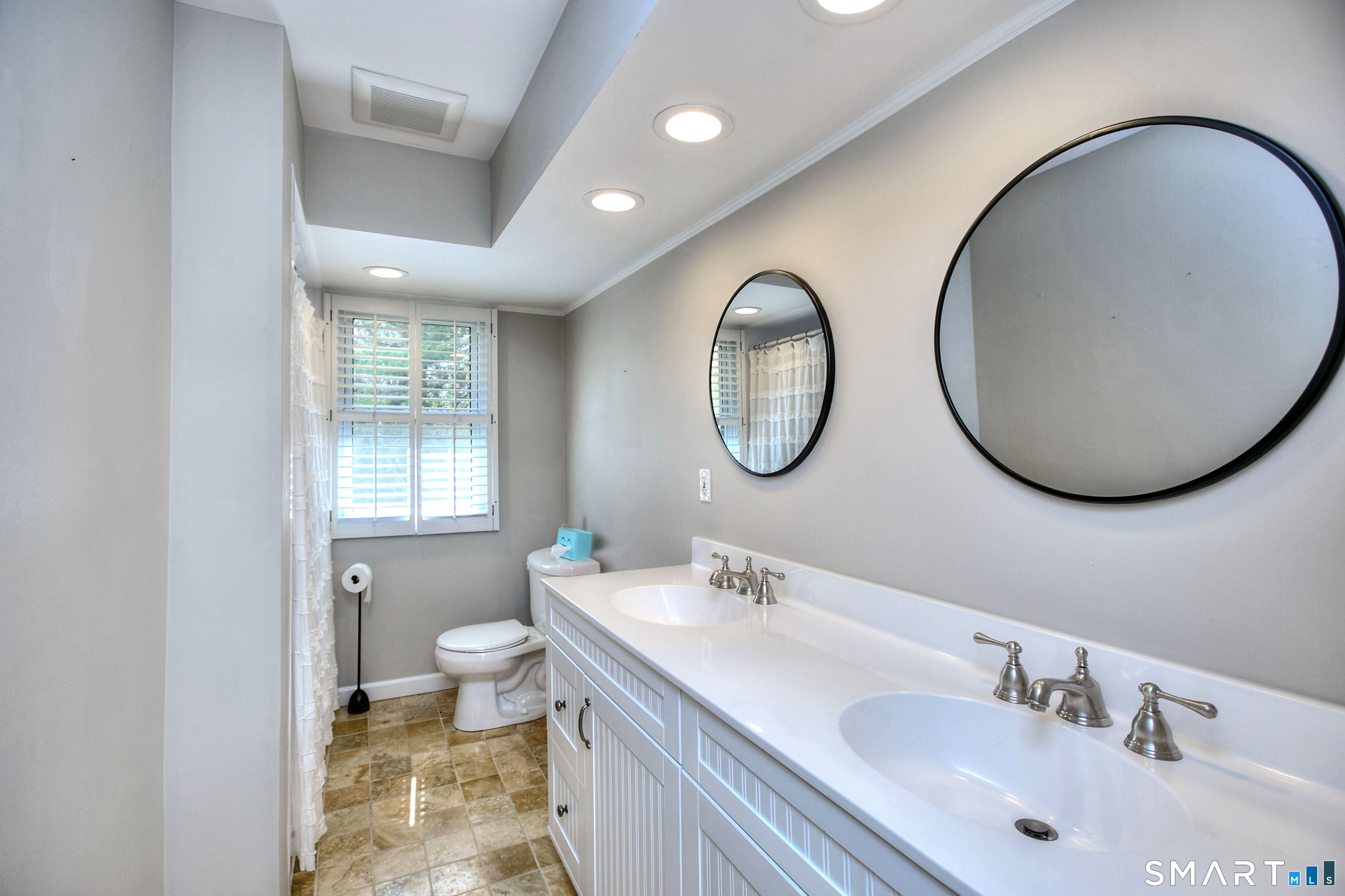 20 Scenic Hill Lane Monroe CT 06468