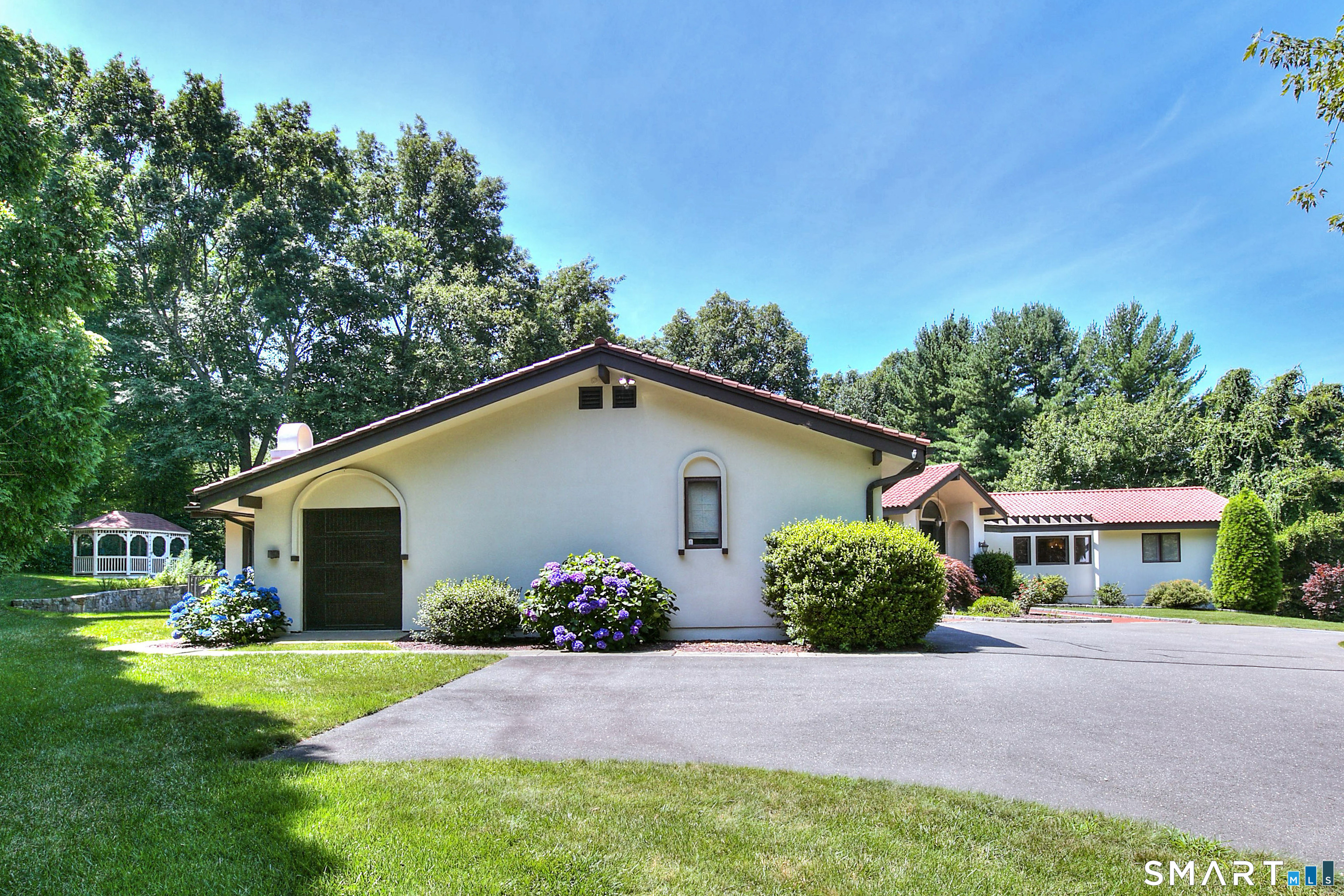 20 Scenic Hill Lane Monroe CT 06468