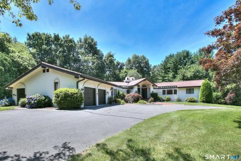 20 Scenic Hill Lane Monroe CT 06468