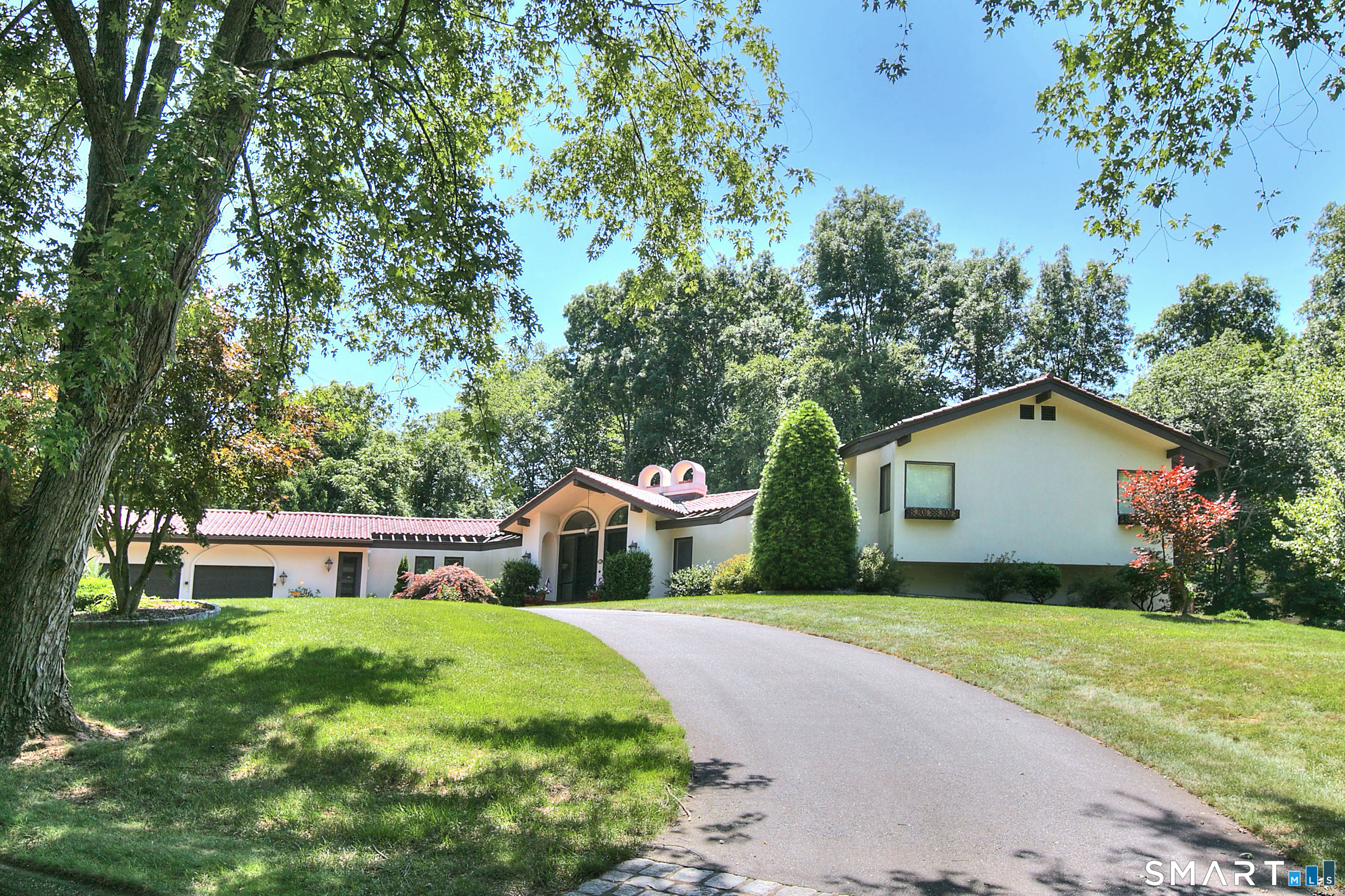 20 Scenic Hill Lane Monroe CT 06468