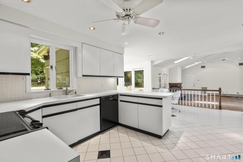 241 Argyle Road Orange CT 06477