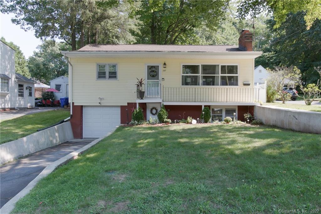107 Greenlawn Street East Hartford CT 06108