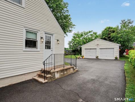 439 Stillson Road Fairfield CT 06824
