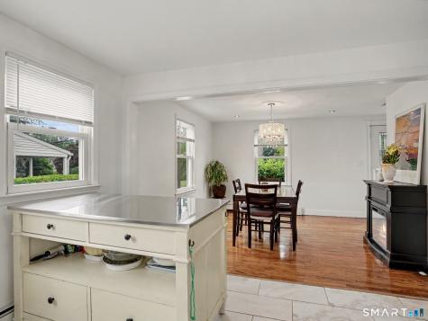 439 Stillson Road Fairfield CT 06824