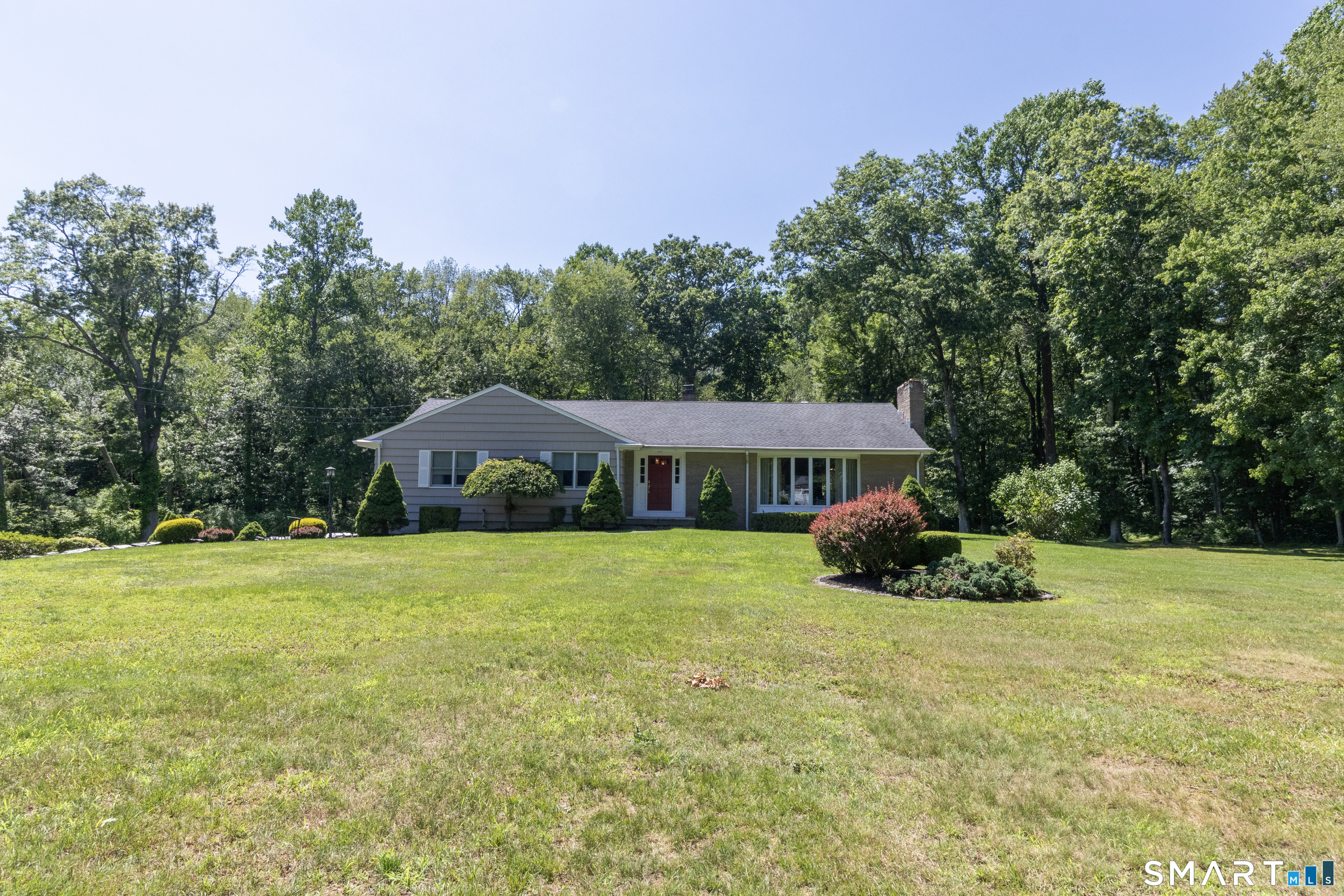 14 Rice Road Woodbridge CT 06525