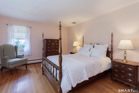 14 Rice Road Woodbridge CT 06525