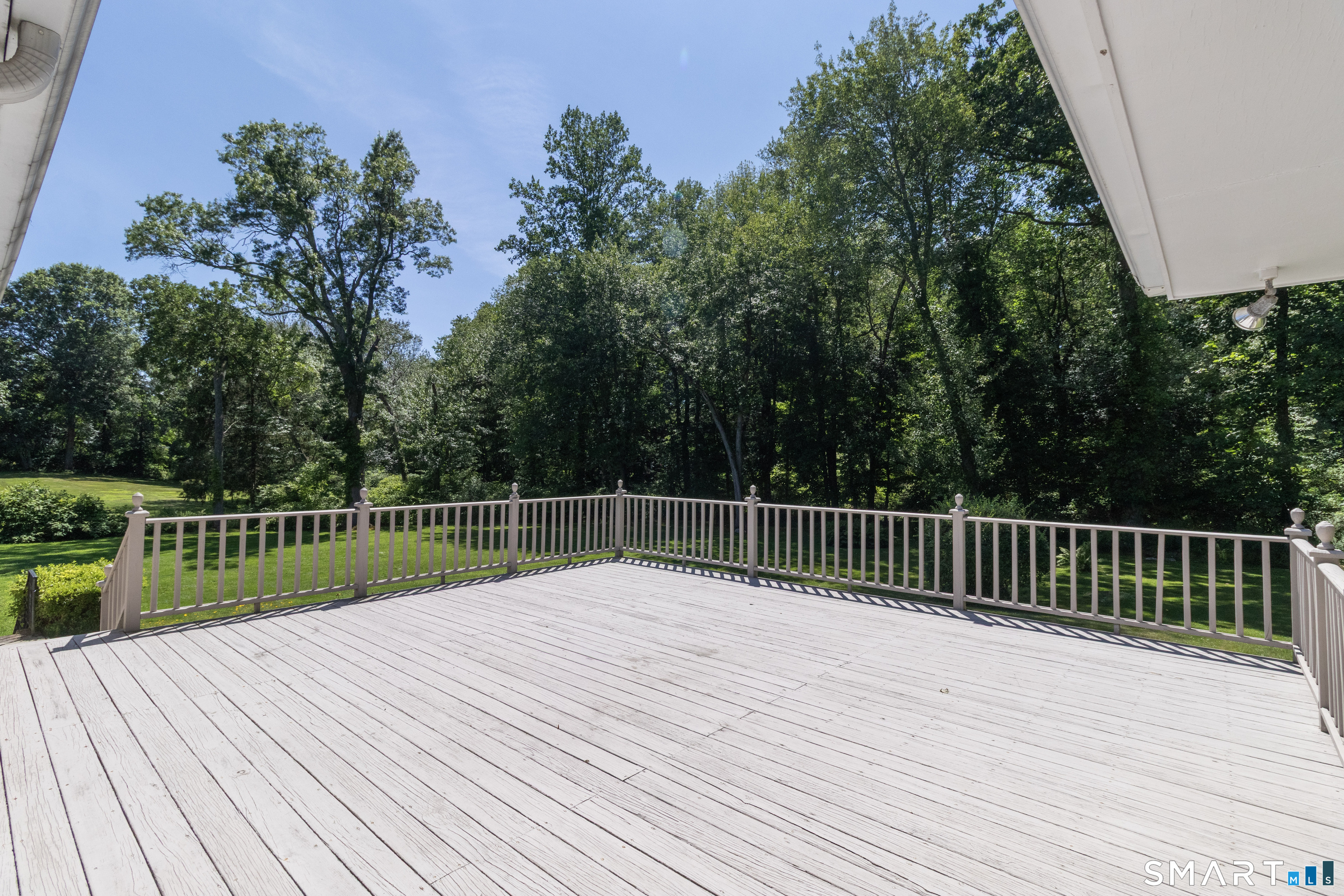 14 Rice Road Woodbridge CT 06525