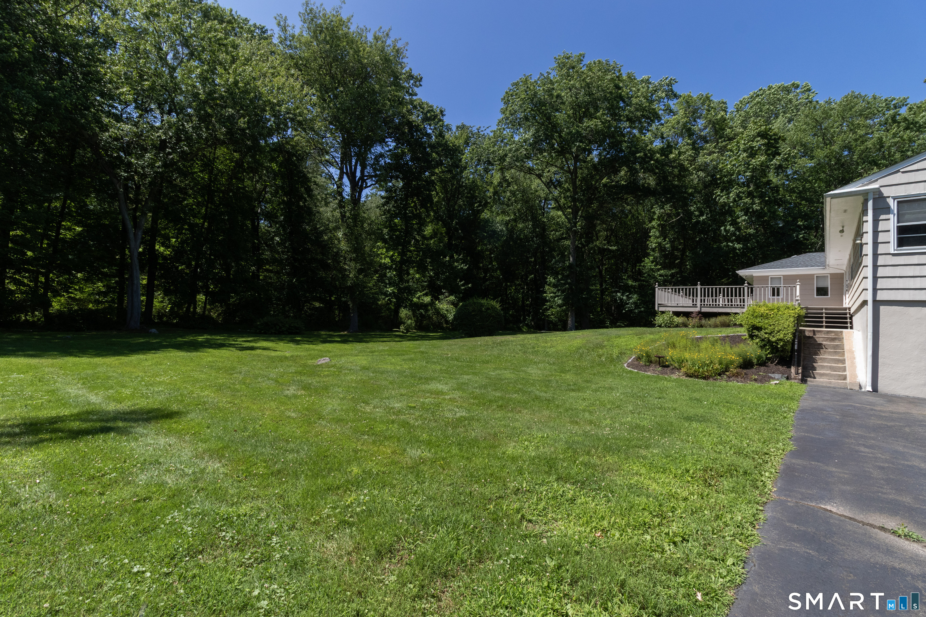 14 Rice Road Woodbridge CT 06525