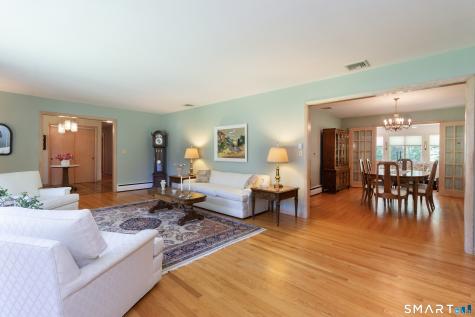 14 Rice Road Woodbridge CT 06525