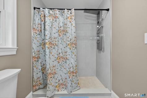 13 Willow Lane East Lyme CT 06333