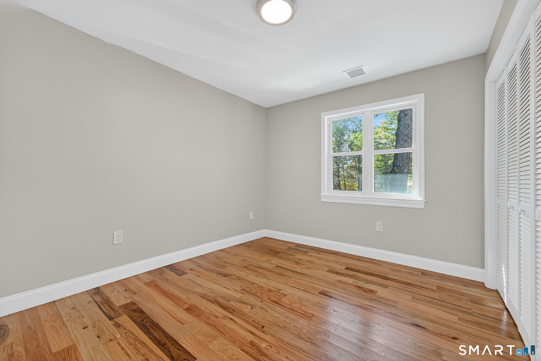 13 Willow Lane East Lyme CT 06333