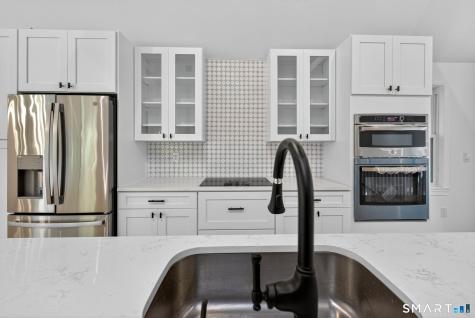 13 Willow Lane East Lyme CT 06333