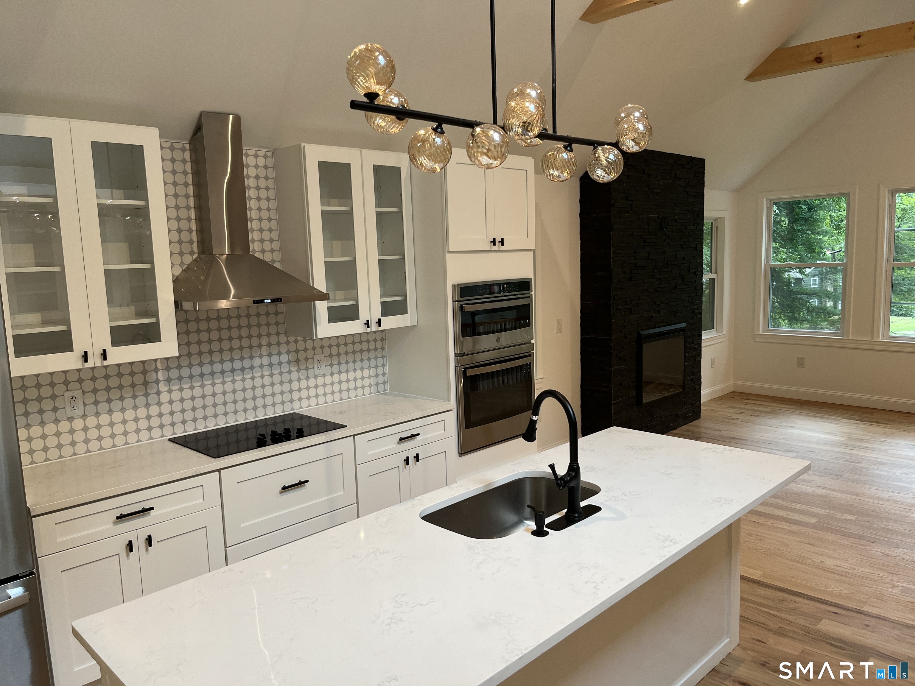 13 Willow Lane East Lyme CT 06333