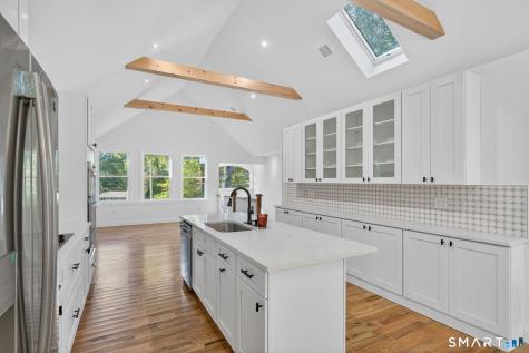 13 Willow Lane East Lyme CT 06333