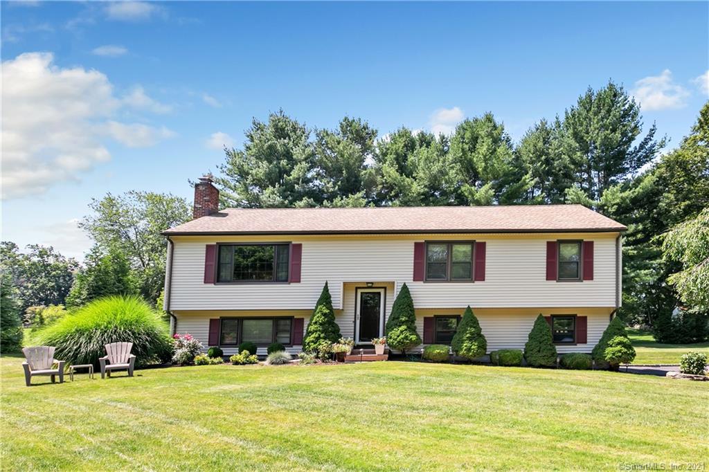 91 Woodlawn Road Monroe CT 06468