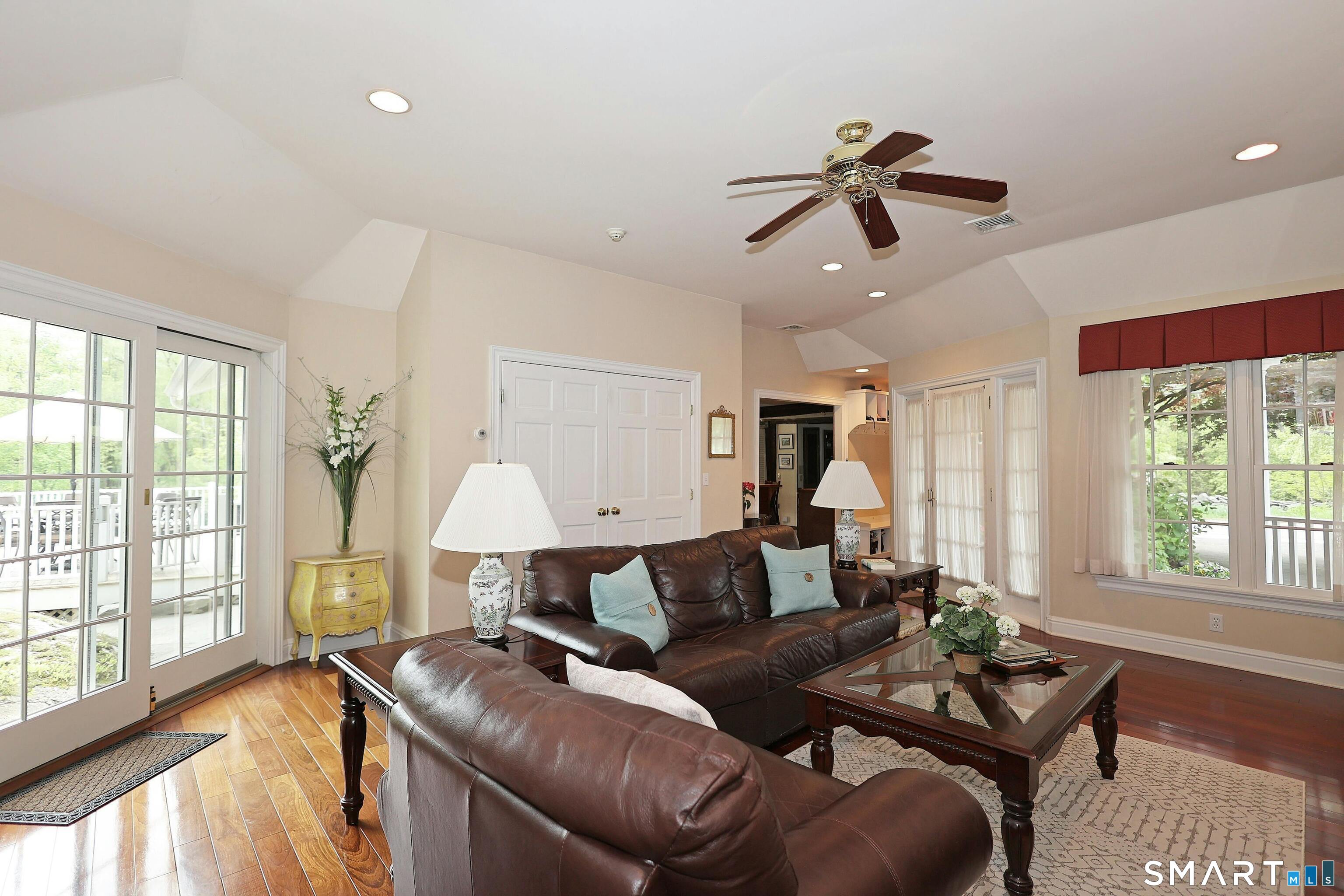 252 Florida Hill Road Ridgefield CT 06877
