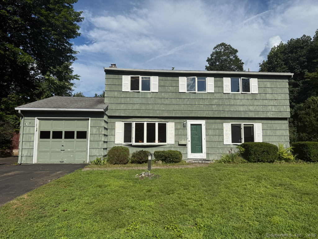 9 Meadow Brook Road Brookfield CT 06804