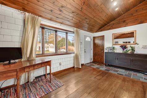 24 Ventura Drive Brooklyn CT 06234