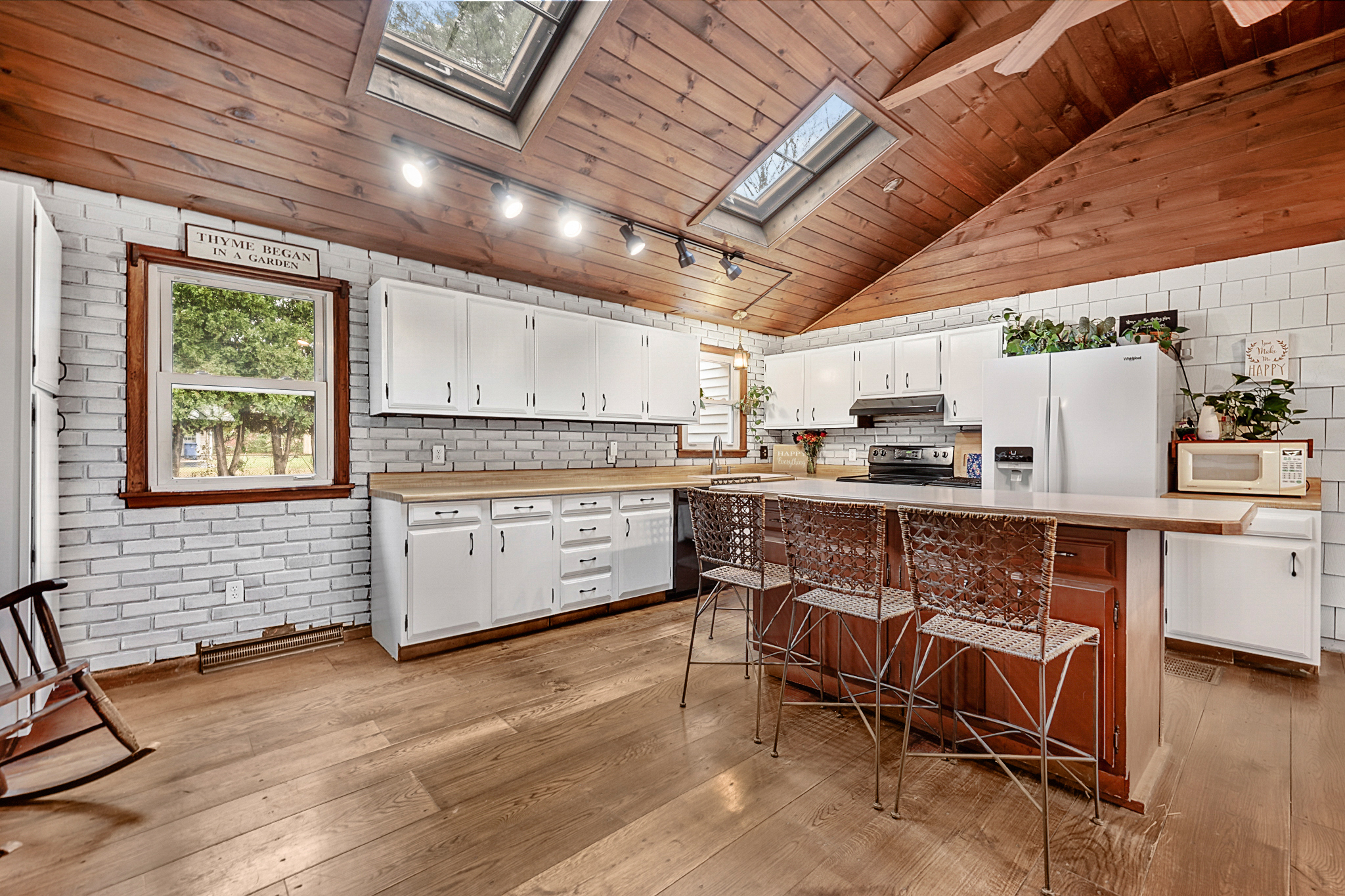 24 Ventura Drive Brooklyn CT 06234