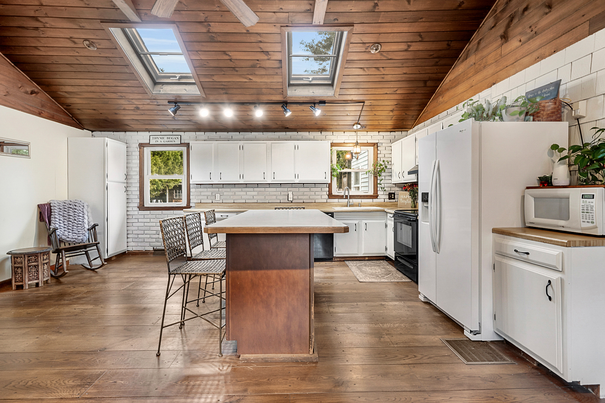 24 Ventura Drive Brooklyn CT 06234