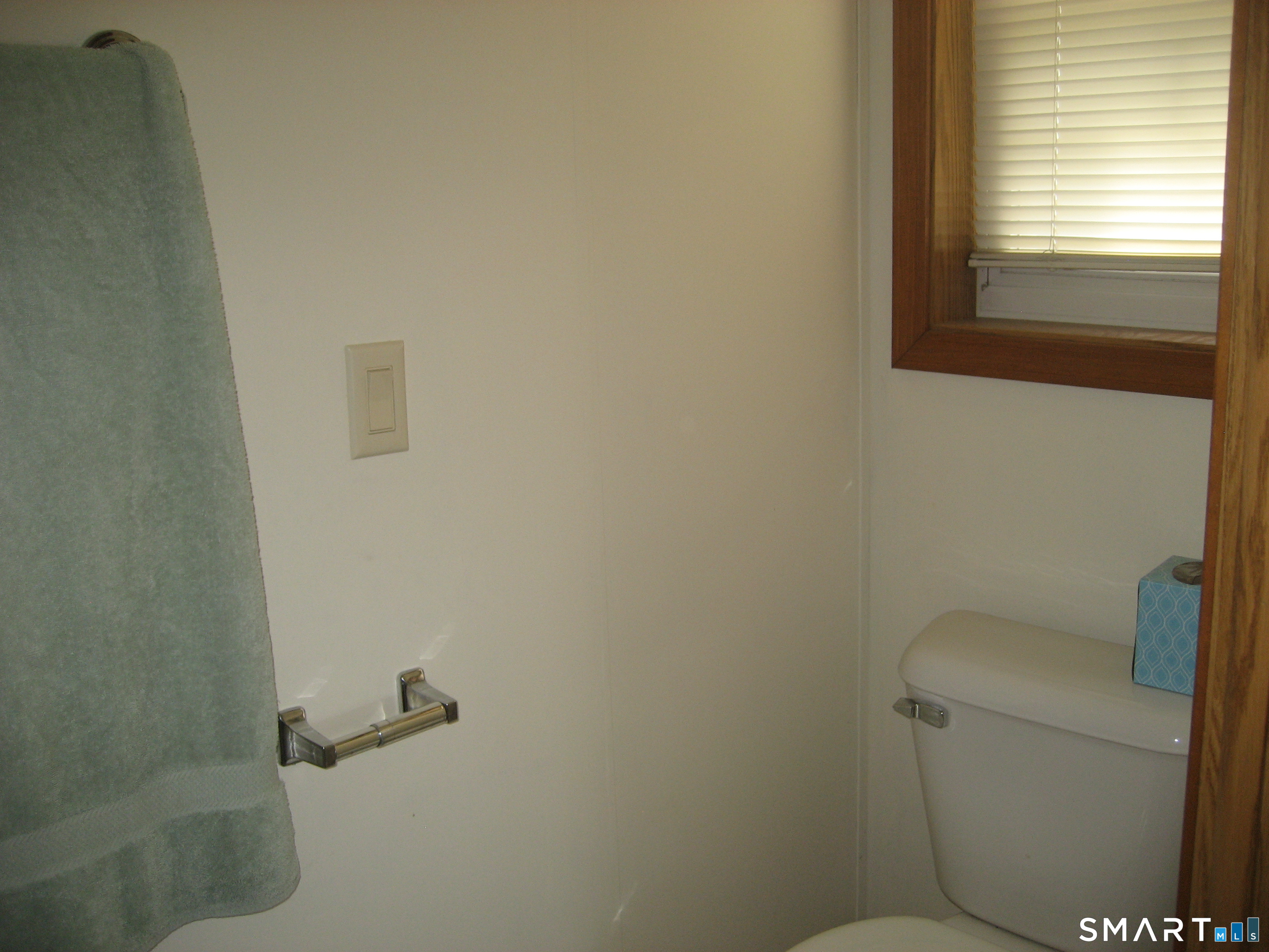 136 Hunters Road Norwich CT 06360