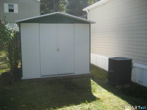 136 Hunters Road Norwich CT 06360