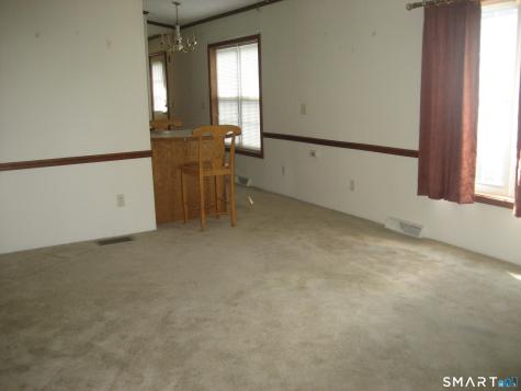 136 Hunters Road Norwich CT 06360