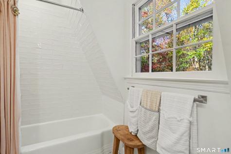 50 Judges Hollow Road Fairfield CT 06824