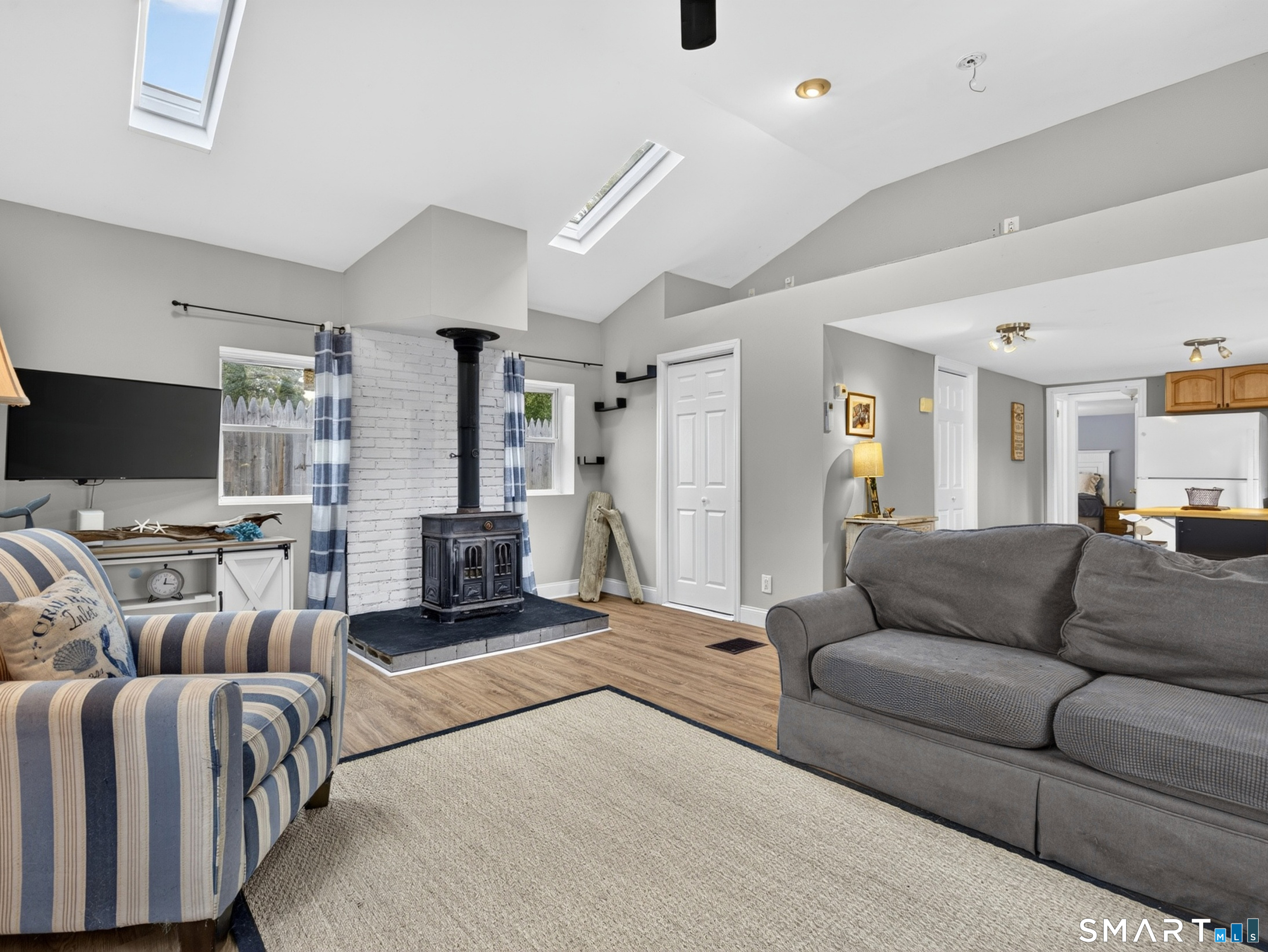 13 Woodlawn Avenue Waterford CT 06385