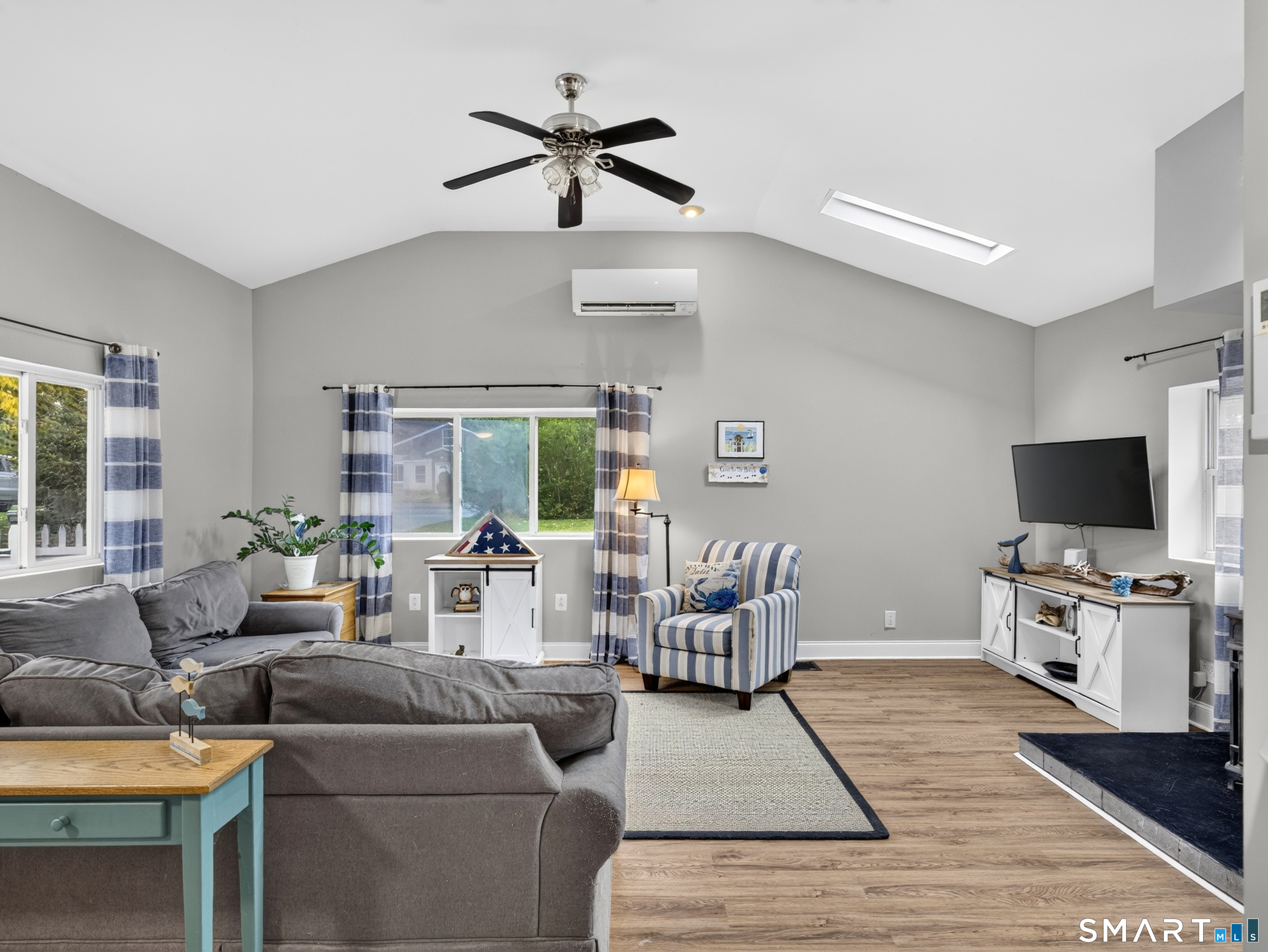 13 Woodlawn Avenue Waterford CT 06385