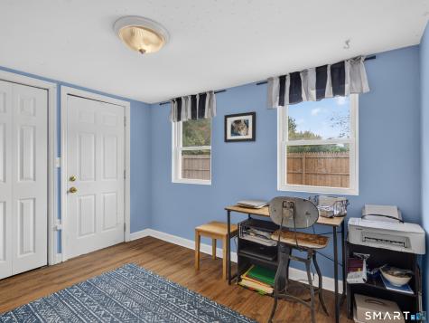 13 Woodlawn Avenue Waterford CT 06385