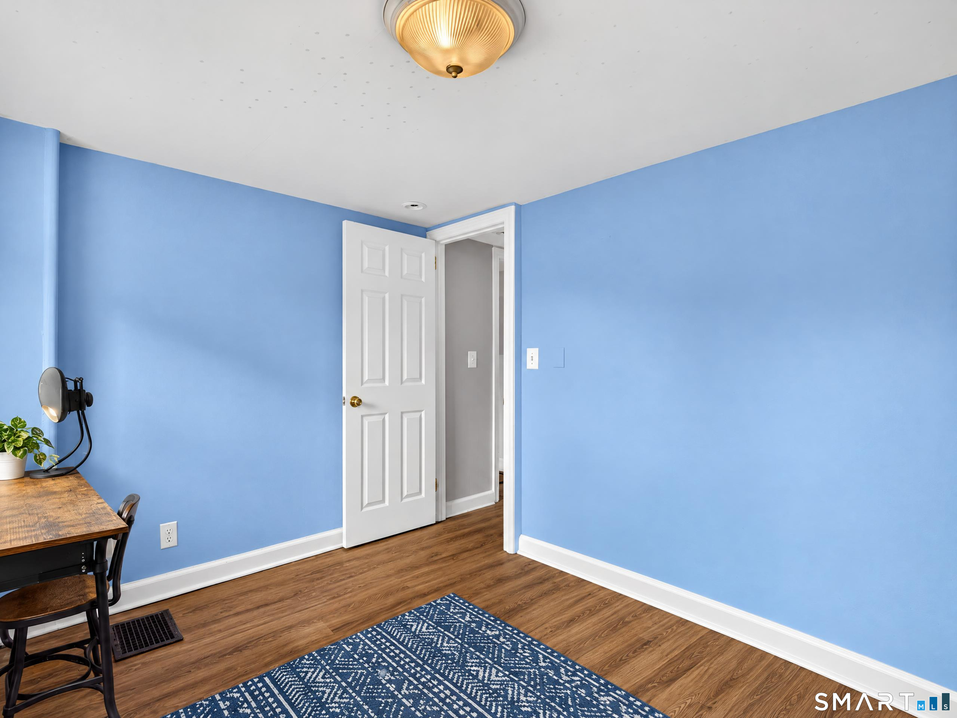 13 Woodlawn Avenue Waterford CT 06385
