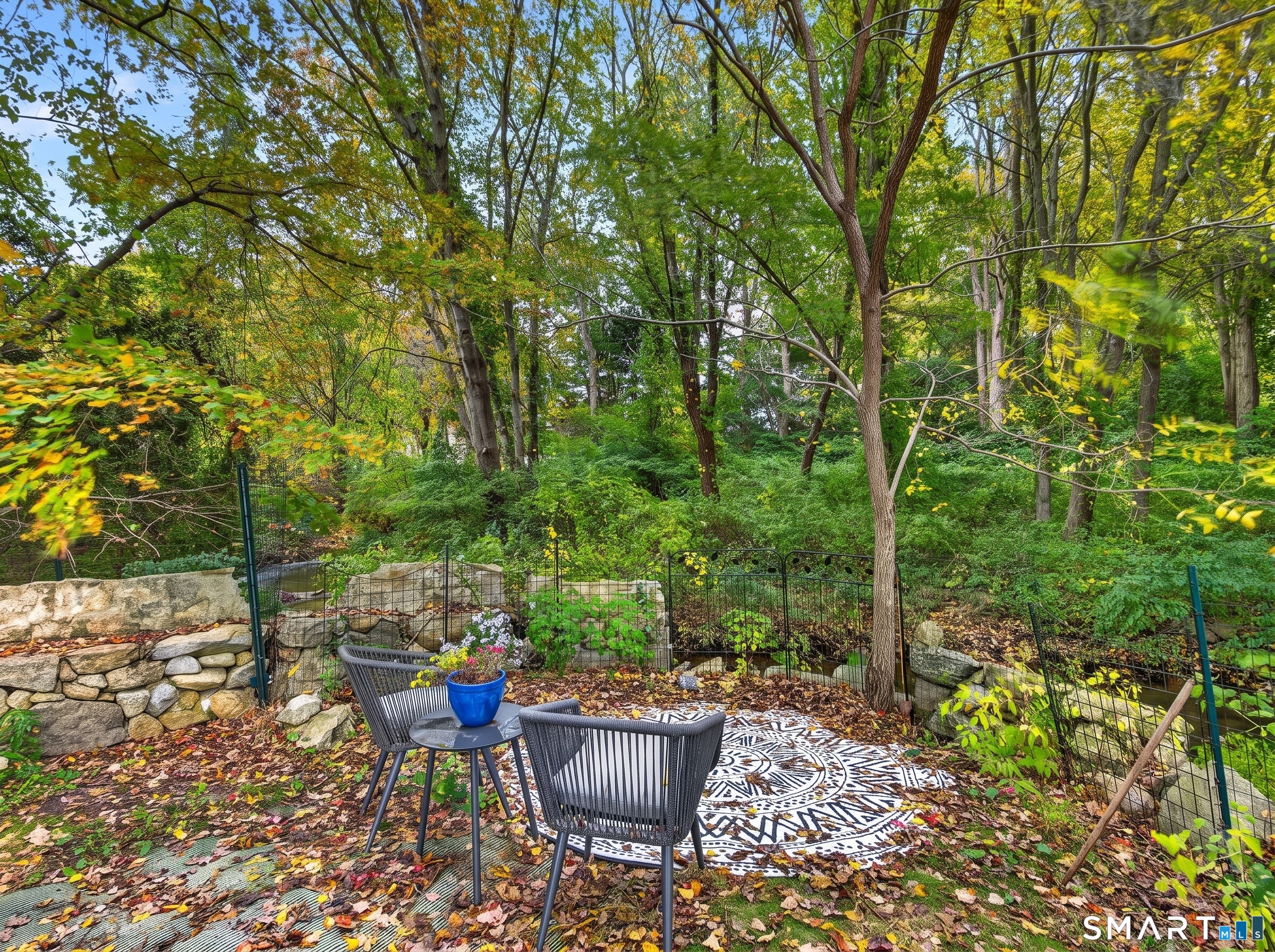 13 Woodlawn Avenue Waterford CT 06385