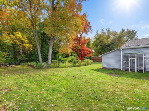 13 Woodlawn Avenue Waterford CT 06385