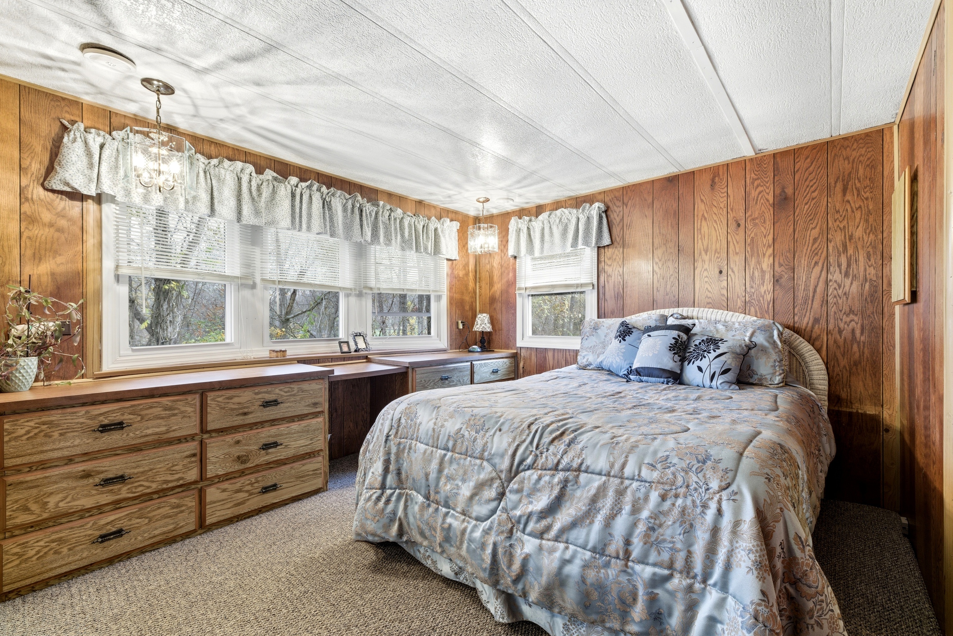 28 Golden Spur Stonington CT 06378