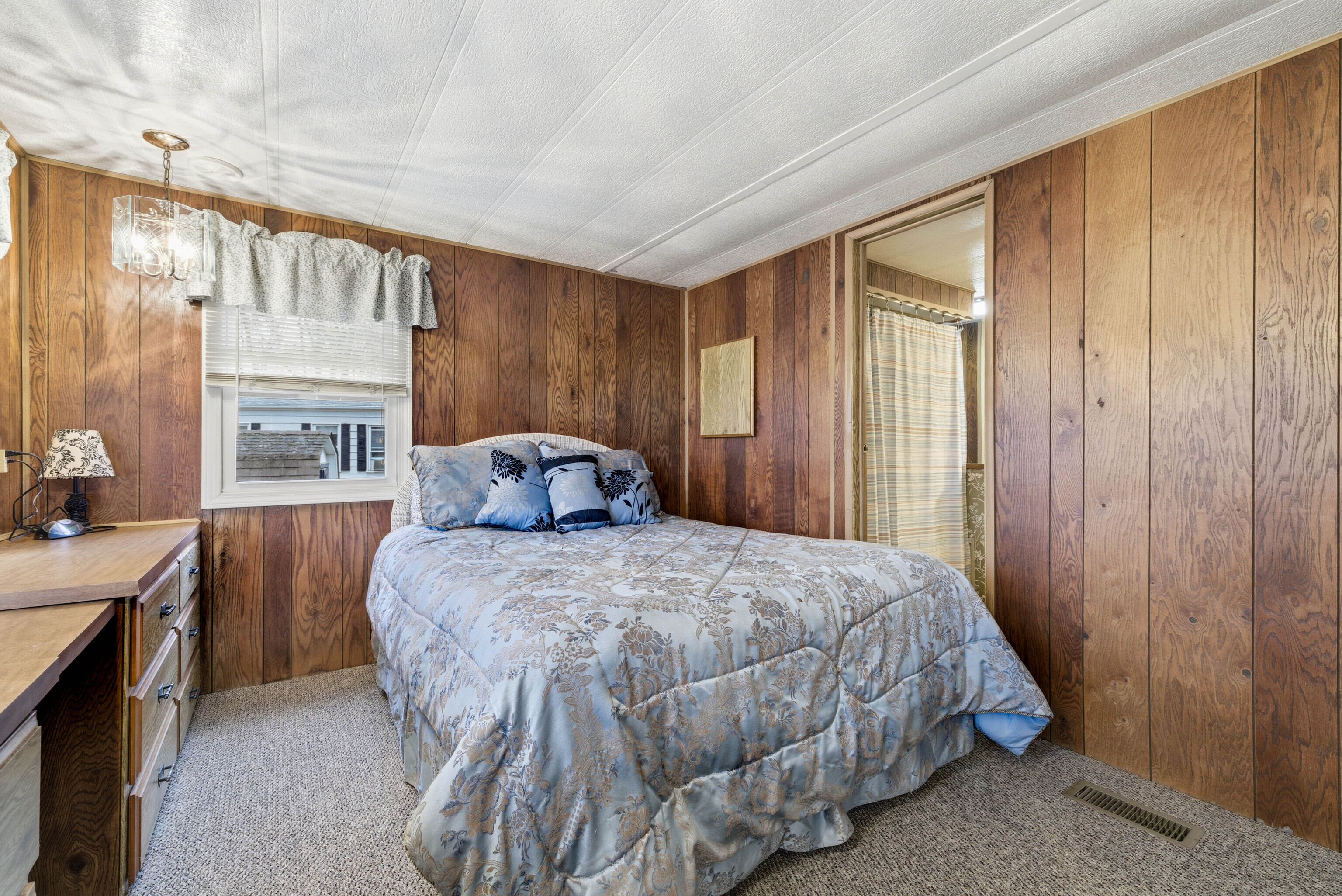 28 Golden Spur Stonington CT 06378