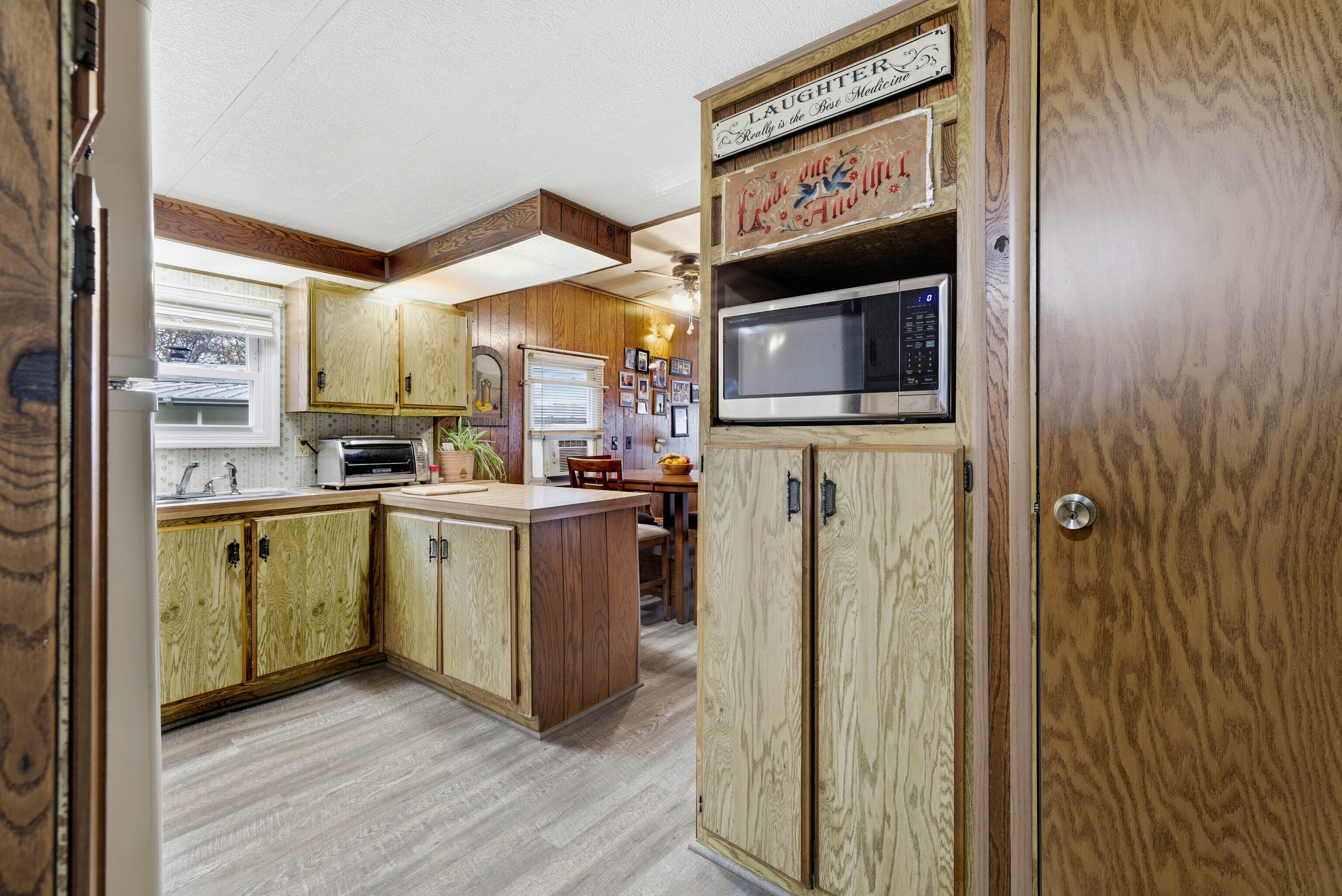 28 Golden Spur Stonington CT 06378