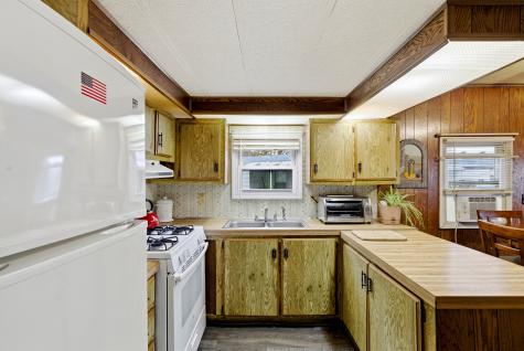 28 Golden Spur Stonington CT 06378