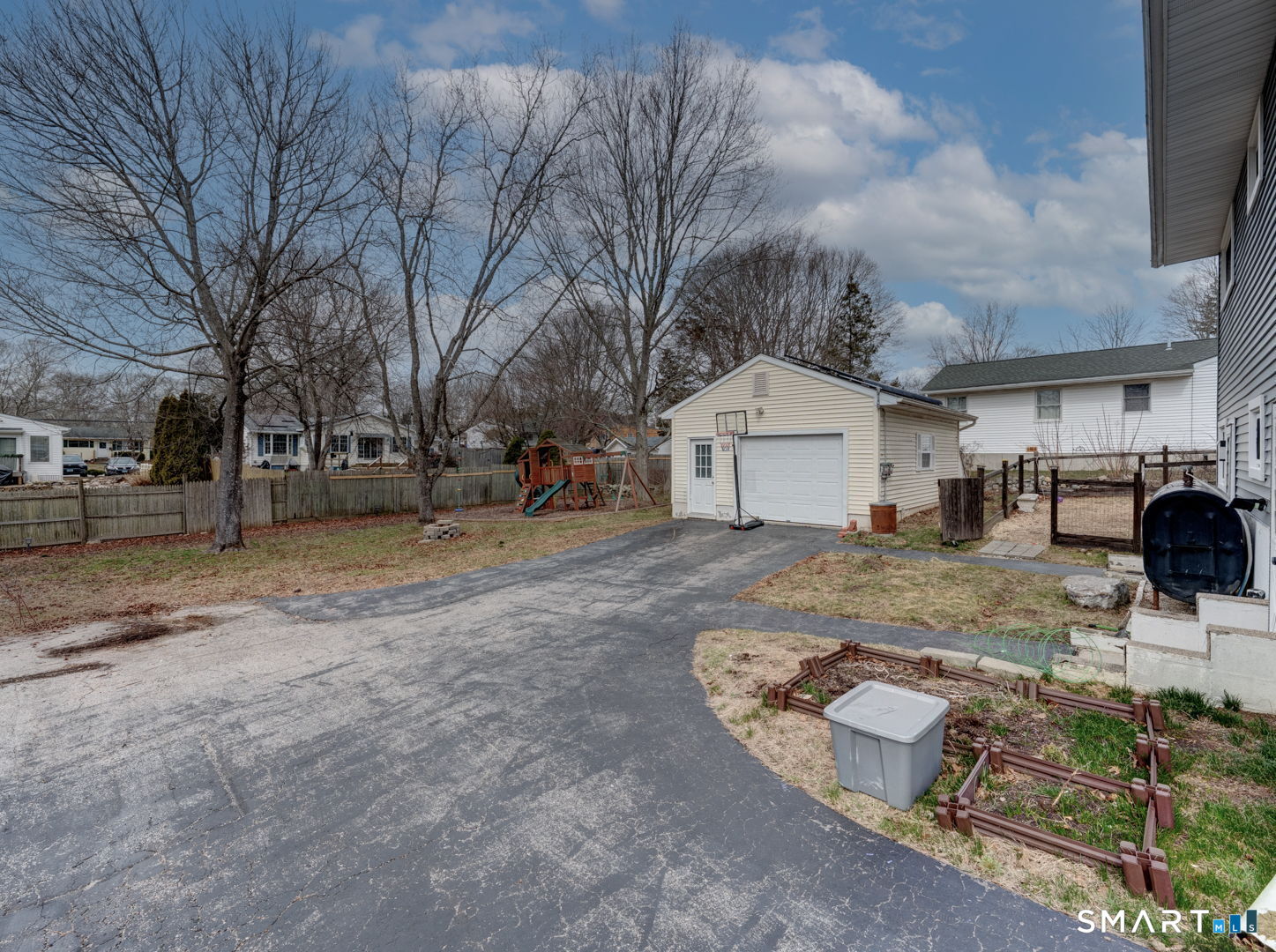 335 Cow Hill Road Groton CT 06355