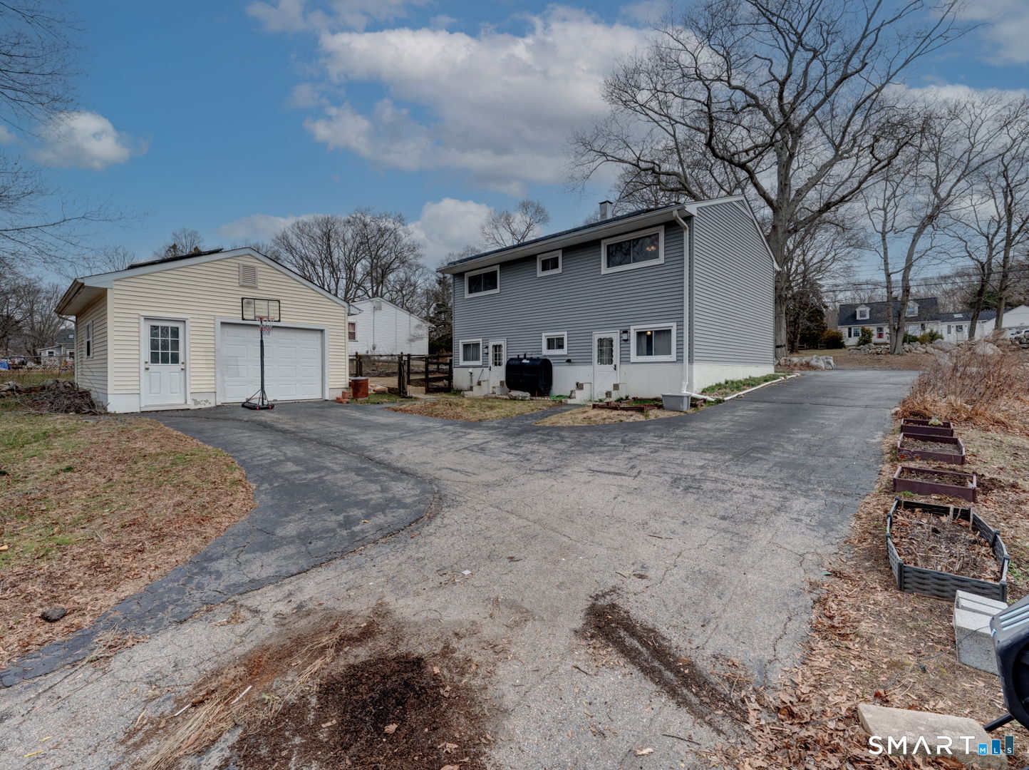335 Cow Hill Road Groton CT 06355