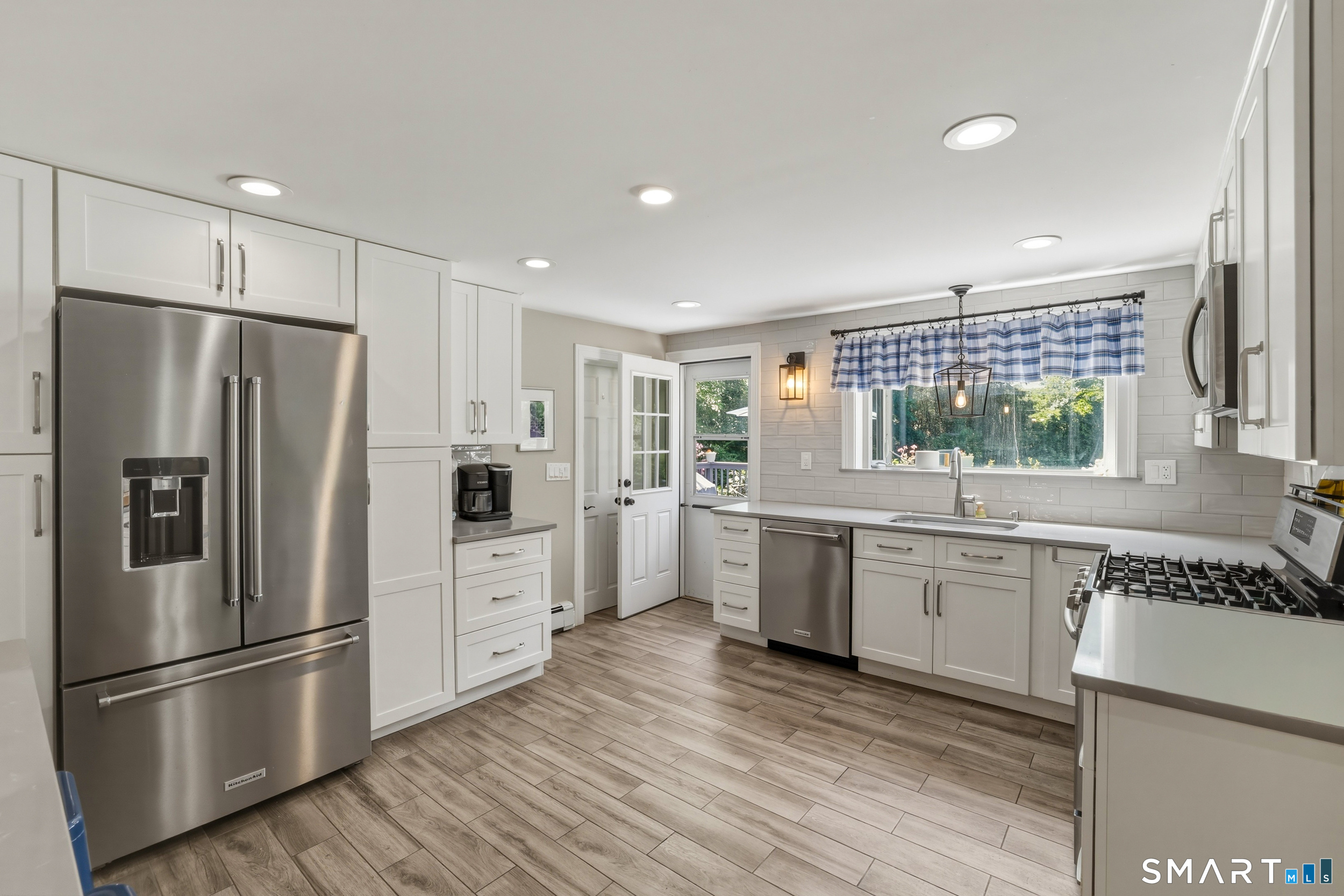 83 Mulberry Hill Hamden CT 06517
