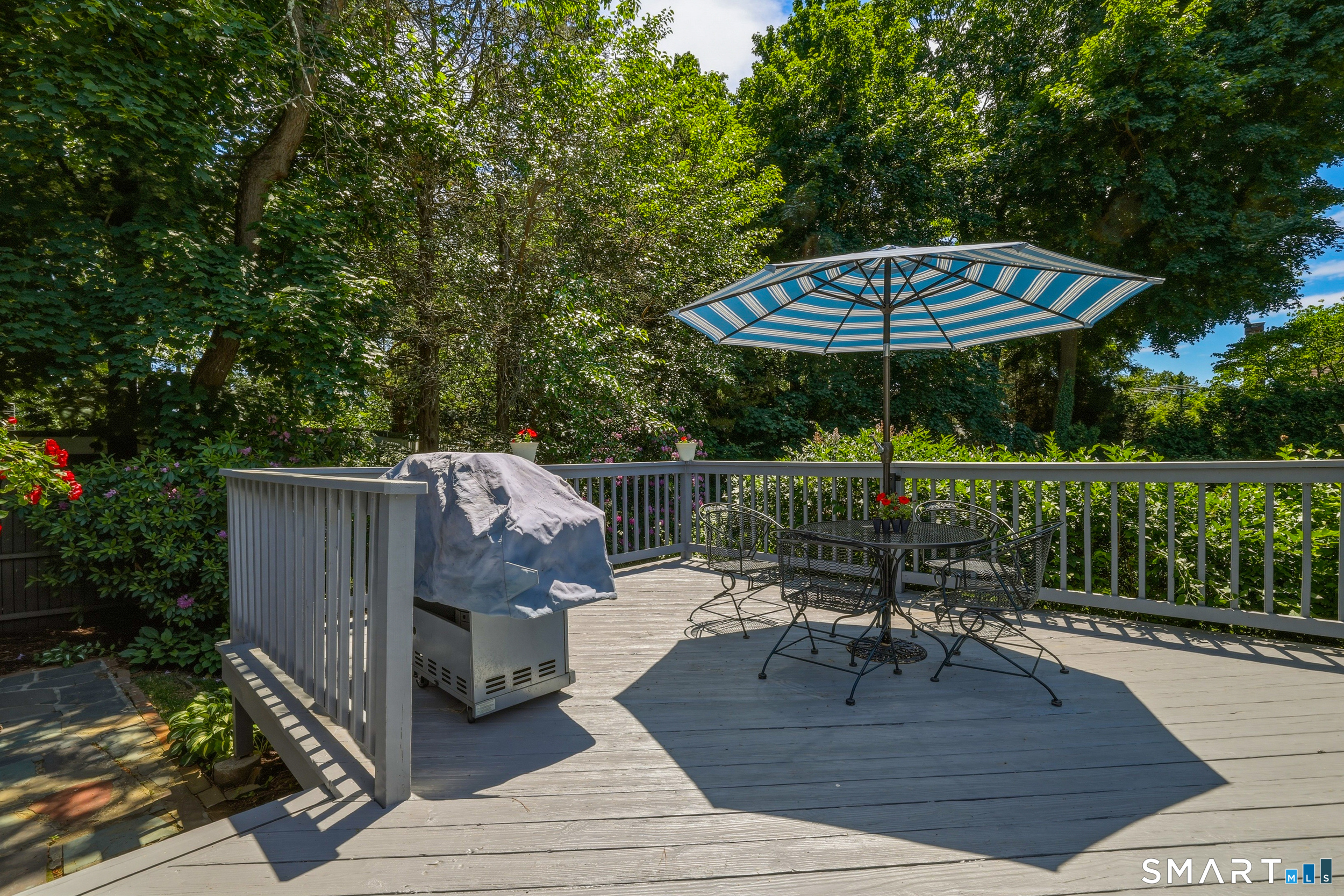 83 Mulberry Hill Hamden CT 06517