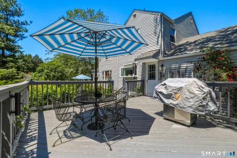83 Mulberry Hill Hamden CT 06517