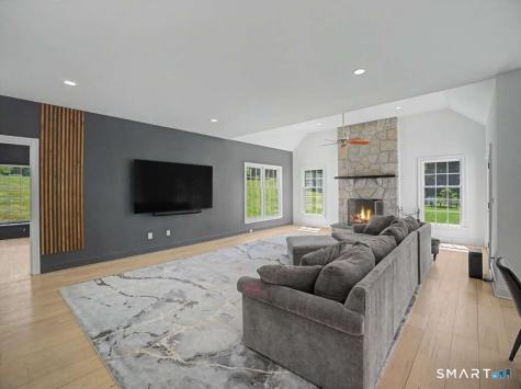 125 Skunk Lane Wilton CT 06897