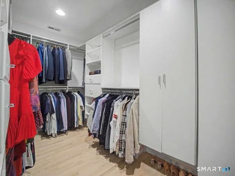 125 Skunk Lane Wilton CT 06897